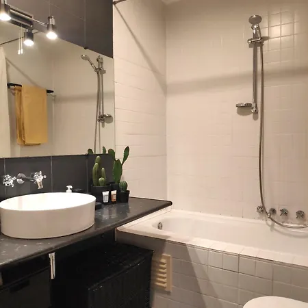 Appartement Centre Charm And Practicality *