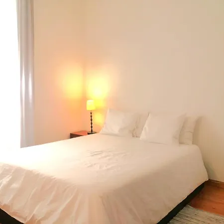 Centre Charm And Practicality Apartment Lisbon